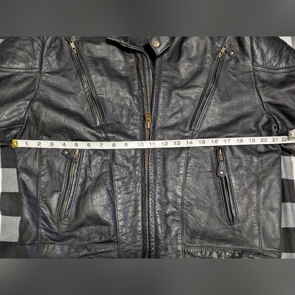 Vintage Black Leather Riding Jacket - Picture 5 of 10